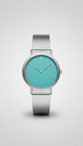 Reloj minimalista de metal cepillado